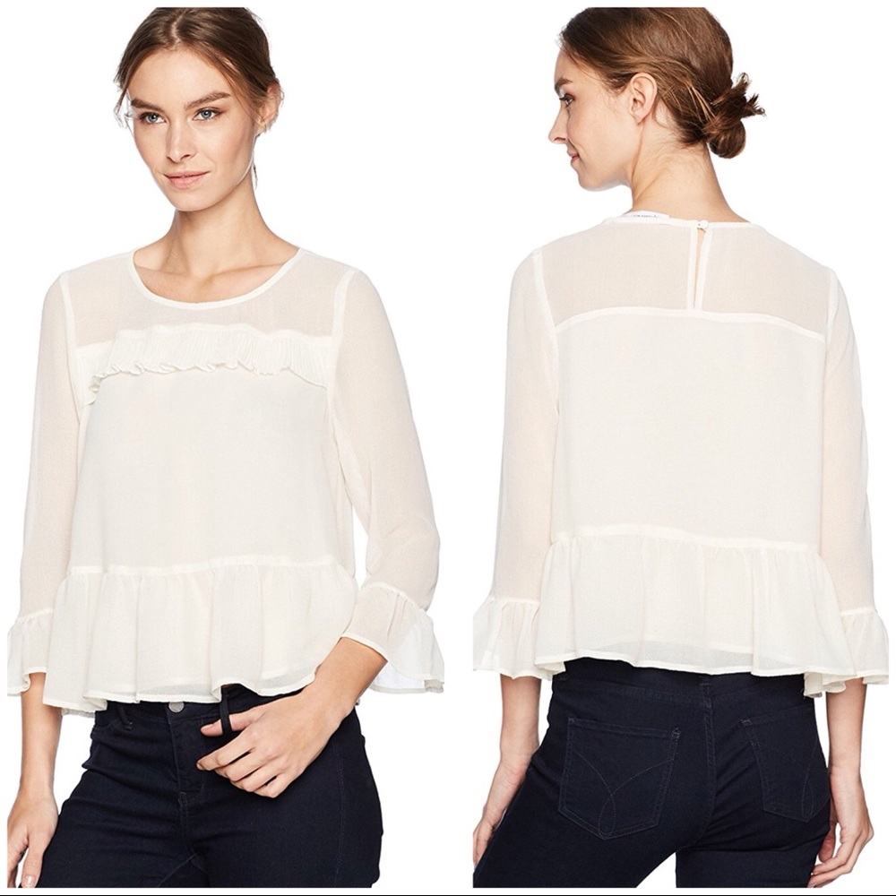 Cupcakes and Cashmere Katlyn Long Sleeve Ruffled Blouse Size Medium